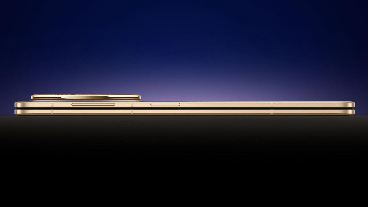 Hãng công nghệ Trung Quốc này luôn theo đuổi mục tiêu chứng minh mình là nhà sản xuất điện thoại gập mỏng nhất. Phiên bản năm nay chỉ dày 4mm khi mở ra và 8,75mm khi gập lại, so với Magic V5 năm ngoái là 4,1mm khi mở và 8,8mm khi gập.