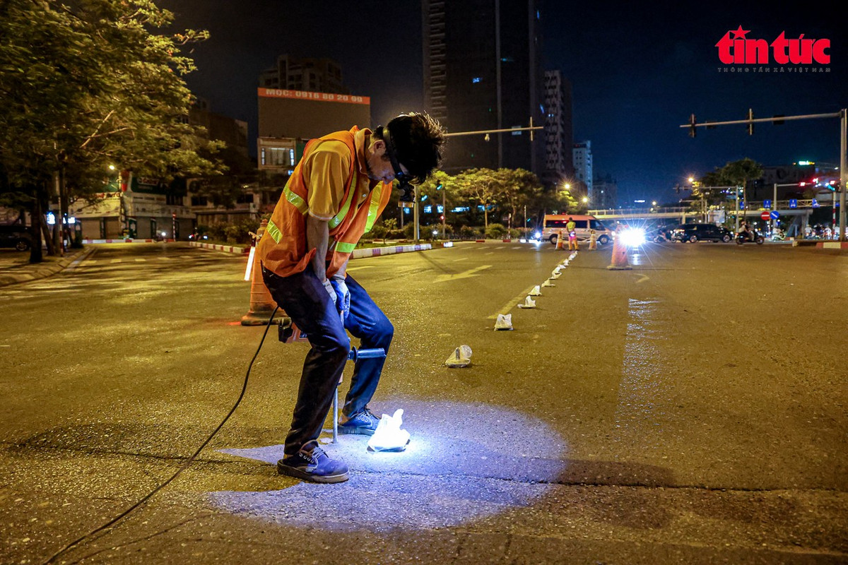 Dự án triển khai từ 22 giờ hôm trước đến 5 giờ sáng hôm sau, nhằm giảm thiểu ùn tắc giao thông.