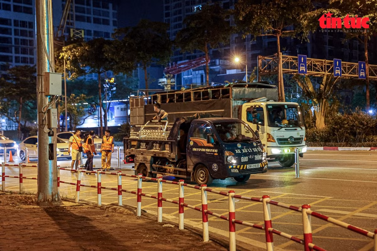 Các mũi thi công hoạt động khẩn trương với mục tiêu hoàn thành trước ngày 30/6/2025.