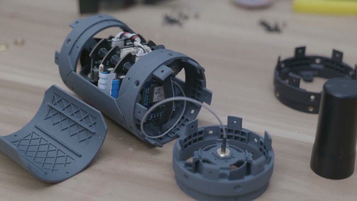 Trong chiến tranh tiêu hao cường độ cao hiện đại, cần một số lượng cực lớn các loại tên lửa, UAV được sản xuất nhanh, chi phí thấp. Đây vốn dĩ là thế yếu của nhiều cường quốc quân sự vốn nổi tiếng có "sức mạnh công nghệ vũ khí".