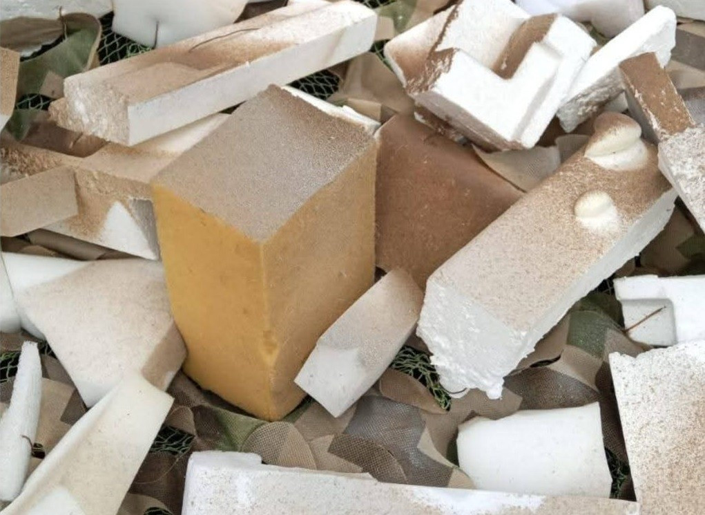 Trong điều kiện chiến đấu đô thị, khả năng che giấu vị trí bằng nhiều phương tiện khác nhau, bao gồm cả lưới ngụy trang, là rất quan trọng.