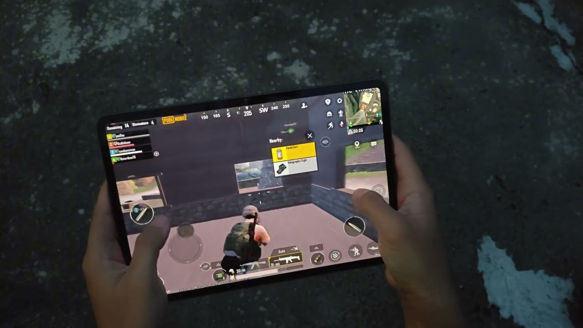 Trong các bài test, con chip này cho khả năng xử lý và đồ họa rất mạnh, đủ sức chạy các tác vụ nặng như chỉnh sửa ảnh, video hay chơi game đồ họa cao. Một số reviewer thậm chí còn nhận xét thiết bị đủ sức cạnh tranh với nhiều tablet cao cấp nhờ sức mạnh phần cứng và màn hình mượt.