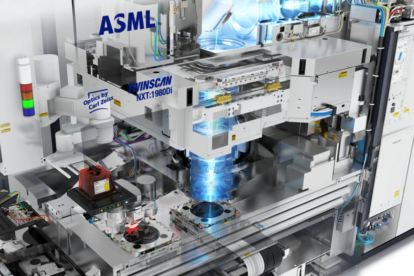 Trung Quốc chi hàng chục tỷ đô để mua các thiết bị tiên tiến từ ASML.