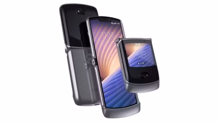 Motorola Moto Razr 5G - phiên bản Android của chiếc điện thoại nắp gập huyền thoại Moto Razr vẫn giữ được sức hút với thiết kế gập lại độc đáo mang lại cảm giác hoài niệm.