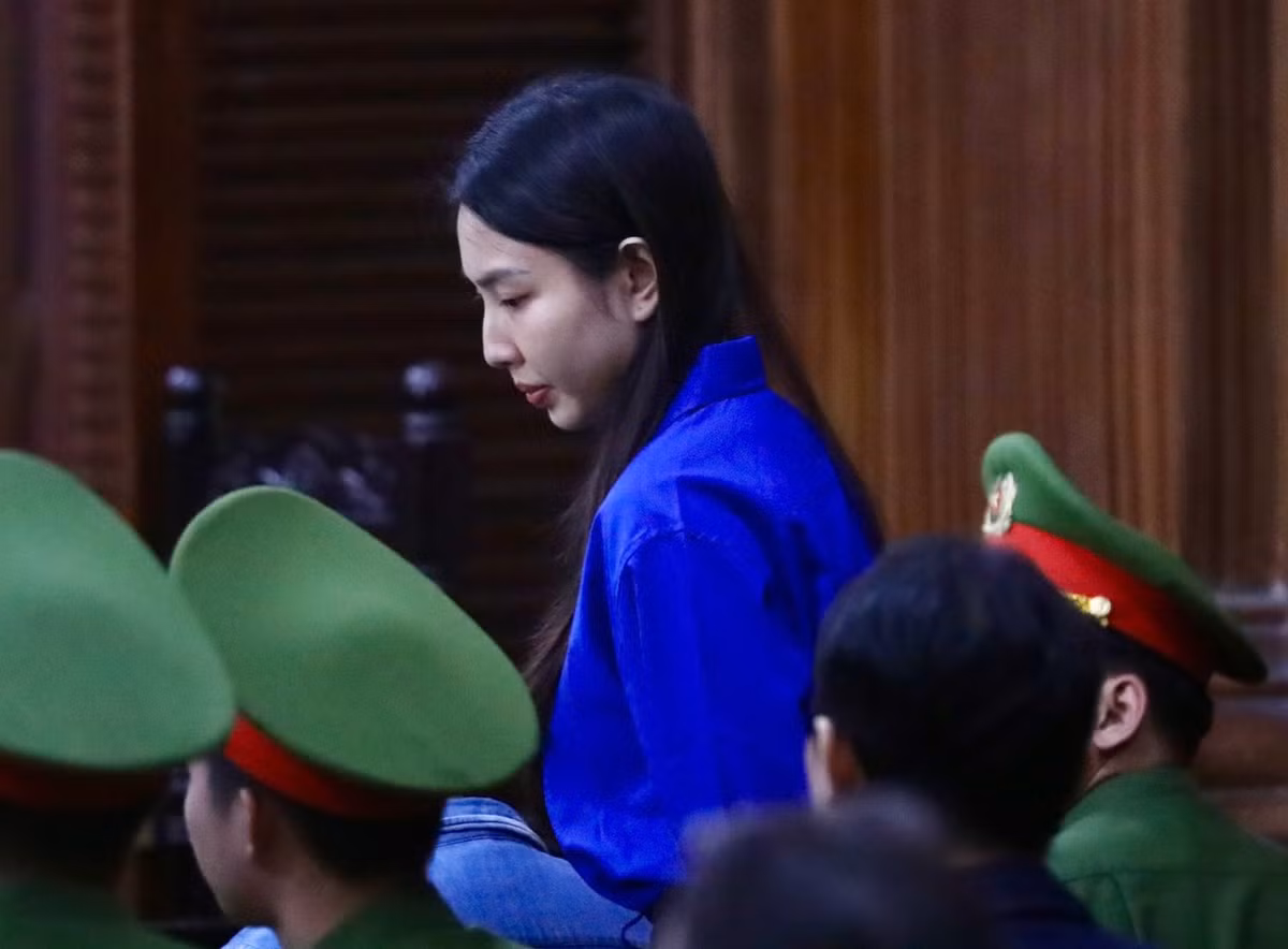 Thùy Tiên tại phiên tòa ngày 19/11.. Ảnh: Duy Anh.