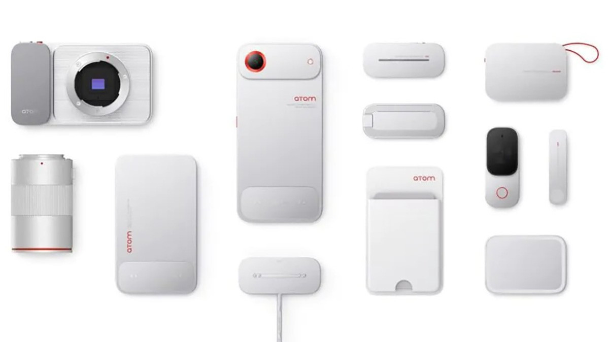 Bạn có hình dung được đây là một chiếc smartphone và tất cả các thứ có thể đồng thời gắn được vào nhau? Nếu một pin không đủ xài, gắn ...4 pin vào chả sao cả. Nếu camera không đủ xa, gắn ống kính tele to bự vào. Không phải tháo lắp phức tạp, các phụ kiện này gắn với nhau bằng nam châm.