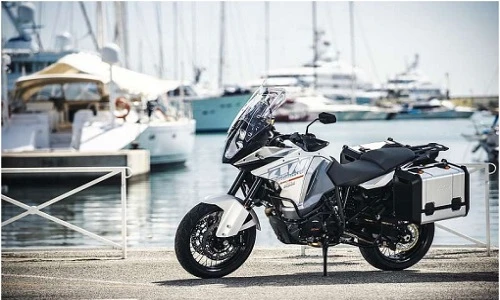 Vẻ "chuẩn man" của siêu mô tô KTM 1290 Super Adventure 2015