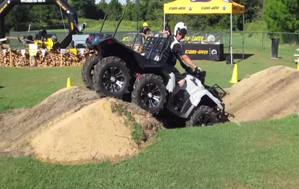 Soi Can-Am 3 cầu, cực bốc dành cho phượt thủ