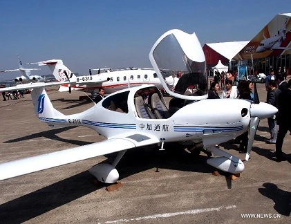 Hàng loạt máy bay hạng sang tụ họp tại Trung Quốc