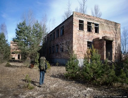 Vẻ đẹp ma quái của nhà bị bỏ hoang