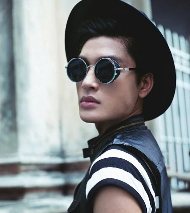 Hotboy Next Top bị loại tung ảnh đẹp mê hồn