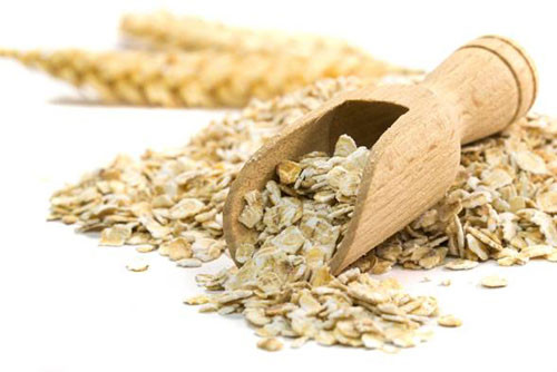 Yến mạch. Là loại thực phẩm ít béo và giàu protein, và là lựa chọn tốt nhất cho bữa sáng hằng ngày. Các con bạn sẽ thích sản phẩm yến mạch đã qua chế biến và thêm hương vị, và bạn có thể tạo ra nhiều món ăn từ loại thực phẩm này.