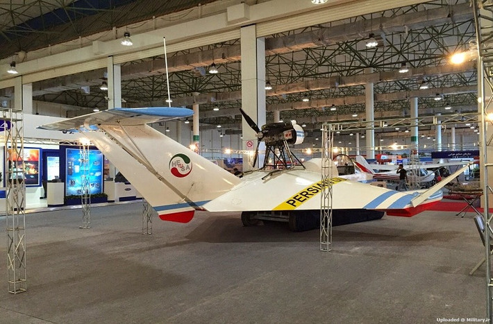 Biến thể dân sự của mẫu thủy phi cơ Bavar 2 được trưng bày tại Kish Airshow 2014.