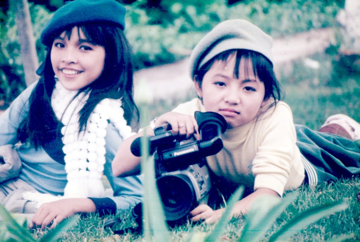 Hiền Thục và thành viên của nhóm bè Cadilac - ca sĩ Ngọc Lan.