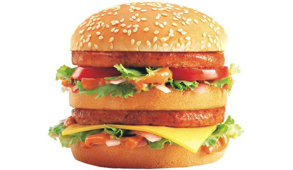 Maharaja Mac: bánh kẹp kiểu Ấn Độ với thịt cừu hoặc thịt gà thay vì bánh kẹp thịt bò truyền thống.
