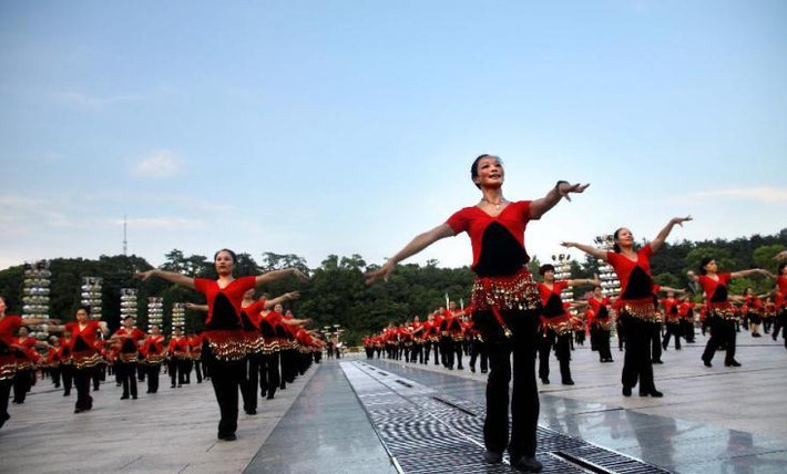 Hành động này nhằm vận động người dân tham gia các hoạt động thể dục tập thể.