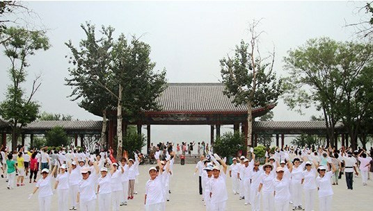 ...người già...