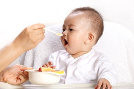 Tăng khả năng hấp thu: Bạn có biết có tới gần 80% protein trong sữa có chứa phốt pho hay còn được gọi là casein - một loại protein hoàn chỉnh. Nếu uống sữa vào ban đêm nó sẽ cung cấp cho cơ thể những cơ hội tốt nhất và cho sự hấp thụ tối đa.