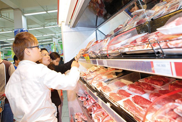 5. Bữa ăn đông lạnh. một sự thật đáng ngạc nhiên là, những người mua càng nhiều thực phẩm đông lạnh thì lại ăn những loại đó càng ít. Hầu hết đồ đông lạnh đều chứa chất bảo quản và phụ gia, không phù hợp với một bữa ăn dinh dưỡng chị em tự tay làm.