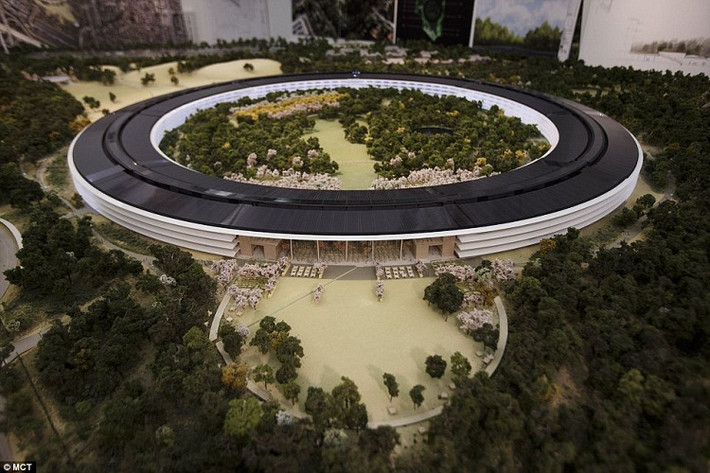 Tờ Daily Mail của Anh đưa tin, Tập đoàn Apple của Mỹ đang xây dựng một trụ sở mới ở Cupertino.