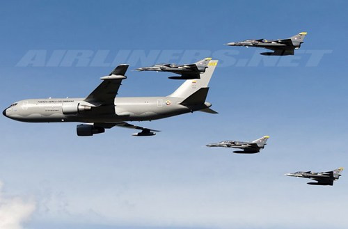 Phi đội Kfir của Không quân Colombia hoạt động khá tích cực. Hai chiếc Kfir C.2 đã thực hiện cuộc đánh chặn máy bay ném bom chiến lược Tu-160 của Không quân Nga hồi cuối năm 2013.