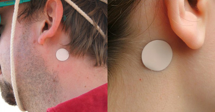 Hiện nay, scopolamine có thể được tìm thấy trong miếng dán chống say tàu xe. Dưới đây là những “công dụng” từng được biết đến của loại thuốc phiện nguy hiểm nhất thế giới này.