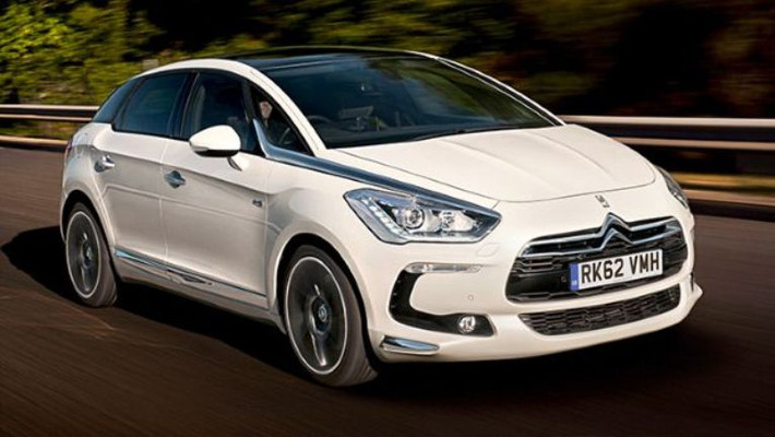 Một đại diện nữa của Citroen là chiếc DS5. Citroen mất đến 7 năm cân nhắc trước khi đưa vào sản xuất chiếc xe này. Chiếc xe mang nhiều đường nét của C Sportlounge.