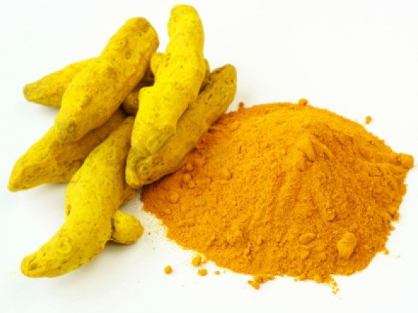 Nghệ : Curcumin, thành phần hoạt động nghệ, là một đối tượng do nghiên cứu thuộc tính của nó cho thấy họ có thể giúp đỡ để tắt một số loại gen nhất định gây ra sẹo và mở rộng trái tim.Thường xuyên lượng có thể giúp làm giảm lipoprotein tỷ trọng thấp (LDL) hay cholesterol xấu và huyết áp cao, tăng cường lưu thông máu và ngăn ngừa đông máu, giúp ngăn ngừa cơn đau tim.