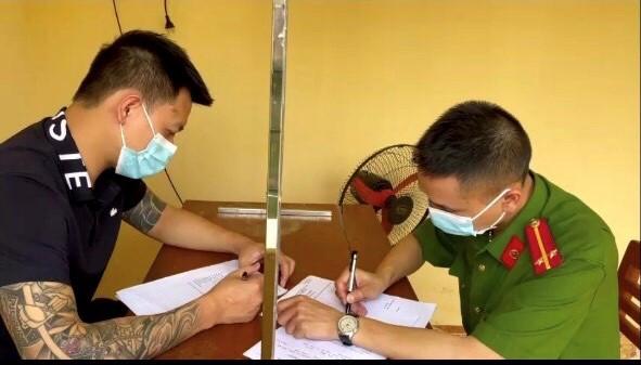 Phát hiện đường dây đánh bạc 6.600 tỷ đồng: Ngày 8/5, Công an TP. Thái Bình đã khởi tố vụ án Tổ chức đánh bạc và đánh bạc; bắt Nguyễn Thanh Tùng về tội tổ chức đánh bạc; Lê Đức Linh cùng 9 đồng phạm khác trong đường dây về tội đánh bạc dưới hình thức cá độ bóng đá trên trang Web của hệ thống nhà cái quốc tế Bong88 cho một số đối tượng trên địa bàn TP. Thái Bình.Đường dây đánh bạc này hoạt động từ tháng 8/2018 đến nay với quy mô đặc biệt lớn. Tổng số tiền các con bạc giao dịch qua lại trong các tài khoản cá độ khoảng trên 6.600 tỷ đồng.