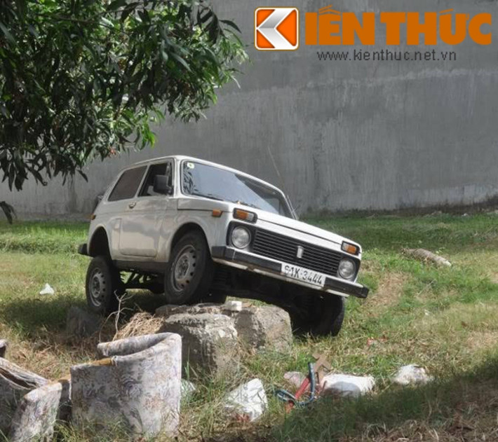 Lada Niva là loại xe địa hình offroad được sản xuất bởi AvtoVAZ của Liên Xô trước đây. Chiếc xe ra đời lần đầu tiên vào năm 1977 và tiếp tục được sản xuất cho đến năm 2010 chỉ với một vài thay đổi nhỏ.