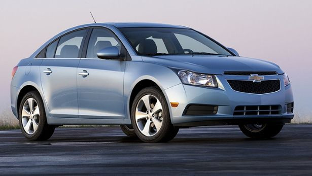 154.000 chiếc Chevrolet Cruze đã gặp rắc rối khi bộ phận điều khiển bánh lái có vấn đề. Thật may mắn vì chưa xảy ra tai nạn nghiêm trọng nào bởi lỗi này.