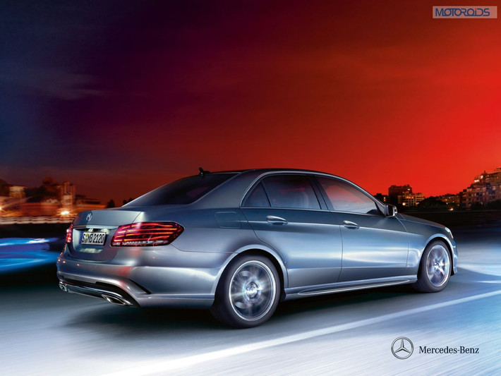 E350 CDI mới có ngoại hình cuốn hút, phần thân khá thanh thoát, sang trọng. Hệ thống treo được cải tiến giúp lái xe có trải nghiệm lý tưởng.