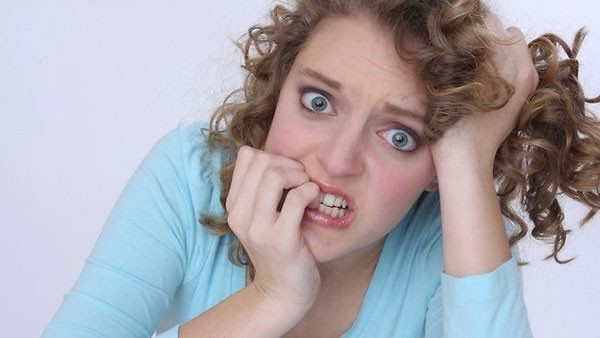Cảm thấy mệt mỏi hơn trước. Nếu gần đây bạn cảm thấy mệt mỏi hơn, chỉ cần hoạt động một chút là thở mạnh và gấp, mồ hôi ra nhiều, nếu không phải mắc bệnh gì thì đây có thể là triệu chứng bạn đang béo lên do ăn quá nhiều đấy.