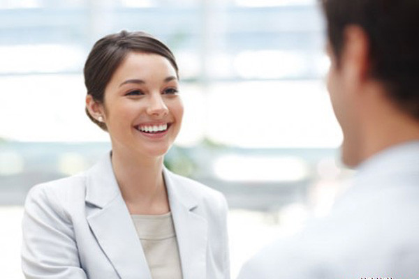 Đối với họ, khỏa thân không phải là vấn đề quá xấu hổ như các cô gái trẻ vẫn từng nghĩ. Rất nhiều nhà nghiên cứu tình yêu và tình dục đều cho rằng, sự tự tin trong tình dục của một người phụ nữ lớn tuổi là sức hấp dẫn không ngờ với đàn ông.