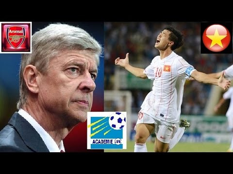 Trang Express.co.uk của Anh đã đăng tải thông tin về bàn thắng của Công Phượng và còn ví anh là “Messi của Việt Nam”. Bài báo có tiêu đề "Arsenal's 'Vietnamese Messi' scores winner in bid to impress Arsene Wenger" (tạm dịch: Messi Việt Nam của Arsenal ghi bàn thắng gây ấn tượng với Arsene Wenger). Ảnh: Clip Youtube.
