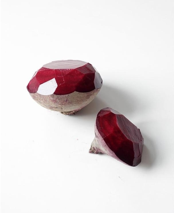 Củ rền ruby lấp lánh.