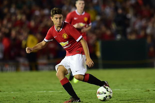Là một tiền vệ trẻ với lối đá sáng tạo và đầy biến hóa, Ander Herrera luôn biết mình cần làm những gì khi có mặt trên sân. Ngoài nhiệm vụ kiến tạo Ander Herrera còn có phải là cầu nối liên kết giữa các tuyến của Quỷ đỏ. Cầu thủ này đang được kỳ vọng rất lớn sẽ giúp hàng tiền vệ của Quỷ đỏ lột xác.