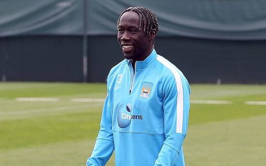 Bacary Sagna là mẫu hậu vệ sở hữu sức mạnh cùng tốc độ. Về mới ManCity anh sẽ là cầu thủ cạnh tranh trực tiếp với Pablo Zabaleta và buộc HLV Manuel Pellegrini đau đầu trong việc chọn ra cầu thủ thi đấu cho vị trí hậu vệ cánh phải của ManCity.