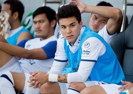 Chappuis cũng là thành viên của đội U17 Thụy Sỹ đăng quang tại giải U17 thế giới và là một nhân tố quan trọng trong chiến thắng này.
