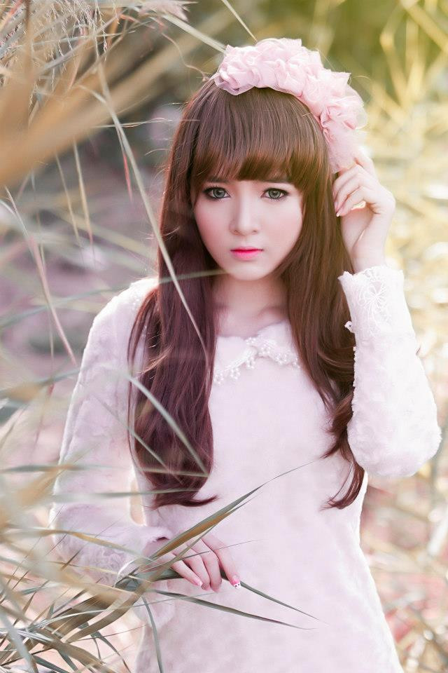 Vẻ đẹp của Lilly Luta được ví như búp bê.