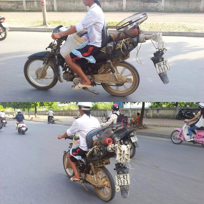 Treo biển số xe thật bá đạo! Ảnh: Trang Ngáo/ FB R.B.
