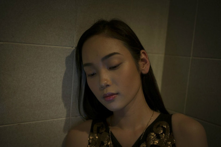 Cùng với đó là sự phát triển của các người mẫu, diễn viên, ngôi sao mới. Những người trẻ Mông Cổ cũng như bao người trẻ tuổi trên khắp thế giới đều thích có một cuộc sống sôi động, cuồng nhiệt.