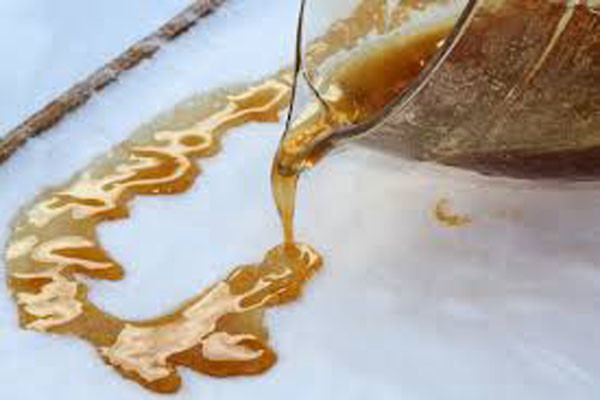 5. Chất ngọt dạng Si-rô Maple. Maple si rô là một nguồn tuyệt vời của mangan, canxi, kali và kẽm. Chúng giàu chất chống oxy hóa, chất làm ngọt hoàn toàn tự nhiên này có thể giúp trung hòa các gốc tự do và làm giảm quá trình ôxy hoá.