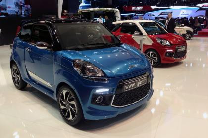 Ligier JS 50 mặc dù được trình diện đủ các phiên bản tại Paris Moto Show 2014 nhưng dường như chiếc xe này vẫn chưa thể làm nên chuyện.