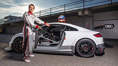 Markus Winkelhock khẳng định: "Audi Sport TT Cup là một cuộc đua lý tưởng cho các tân binh, nhưng cũng hứa hẹn nhiều thách thức".