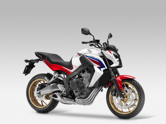 Honda CB650F là một trong những mẫu mô tô thú vị nhất của Honda. Mẫu thiết kế với những đường nét cơ bắp, góc cạnh, động cơ 4 xi-lanh thẳng hàng đã trở thành giấc mơ xa vời đối với nhiều tay chơi Mỹ.