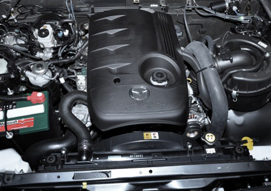 BT-50 Pro Eclipse vẫn sẽ vận hành trên bộ động cơ tăng áp diesel 2.2L, công suất 150 mã lực, mô-men xoắn 375Nm.