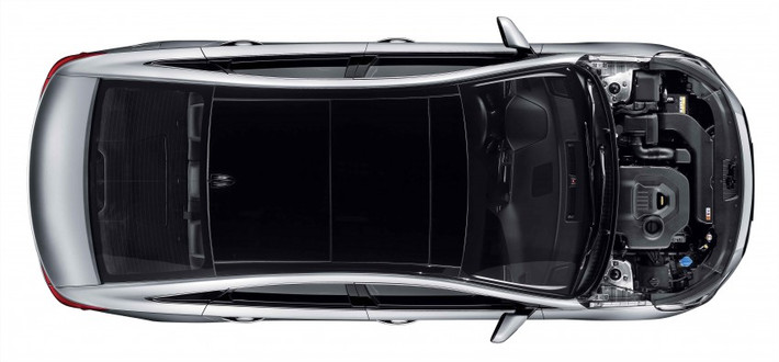 Sonata không phải là một chiếc xe cỡ lớn, tuy nhiên với kích cỡ tổng thể 4,855 x 1.865 x 1.475 mm, khách hàng có thể hoàn toàn yên tâm về độ thoải mái bên trong khoang xe.