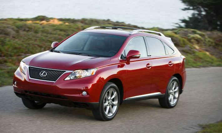 Lexus RX 2011 giành được điểm số hoàn hảo cho độ tin cậy. Trong cuộc bình chọn này, RX 2011 đã đánh bại phiên bản GX của Lexus với các trang bị tiêu chuẩn quá tuyệt vời.
