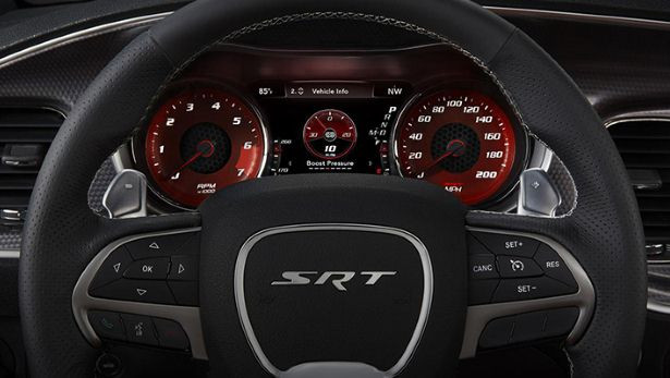 Xe sở hữu bộ động cơ V6 dung tích 6.2L cho công suất 707 mã lực. Xe có khả năng tăng tốc từ 0-96 km/h sau khoảng 3,7 giây, hoàn thành quãng đường 400 m trong 11 giây kể từ vạch xuất phát.